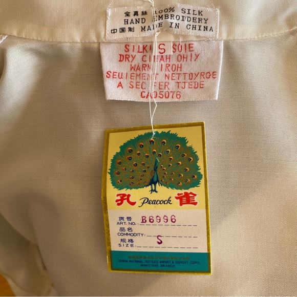 NWT Vtg Hand embroidered silk ivory blouse XS - Picture 6 of 7